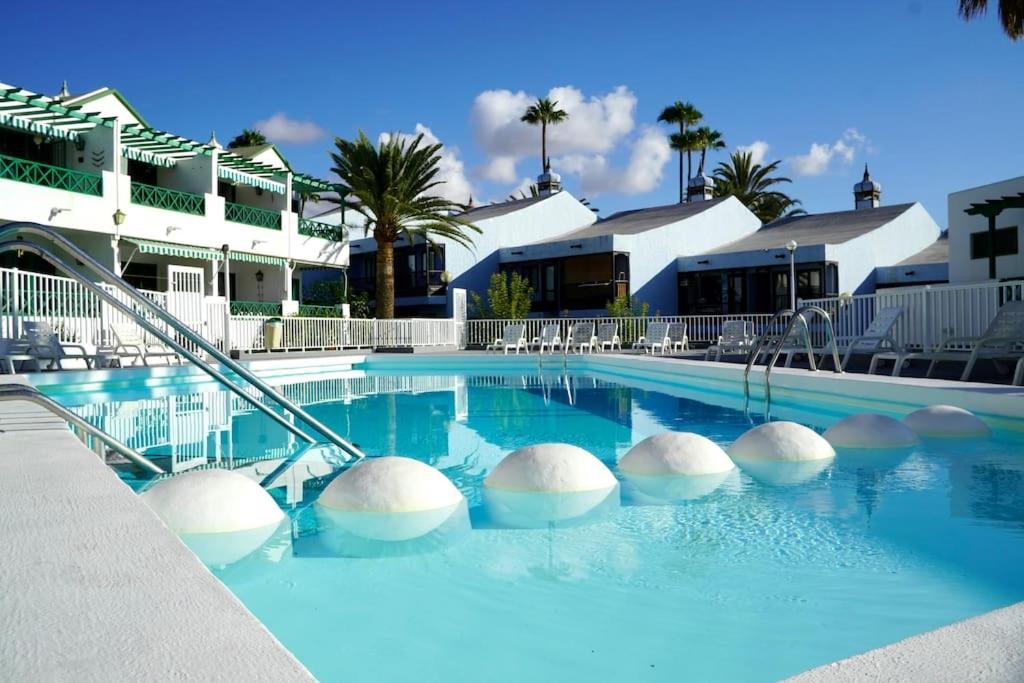 Sunshine, Pool & * San Bartolomé